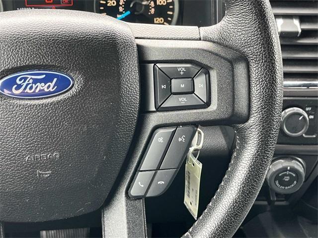Photo of 2016 Oxford White Ford F-150