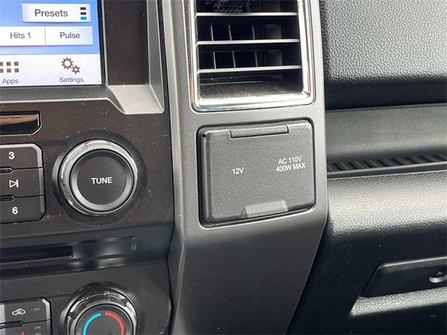 Photo of 2016 Oxford White Ford F-150