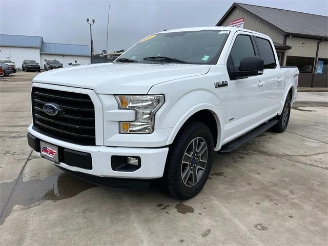Photo of 2016 Oxford White Ford F-150