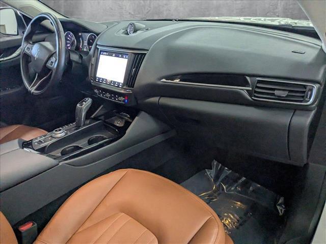 Photo of 2022 Bianco Maserati Levante