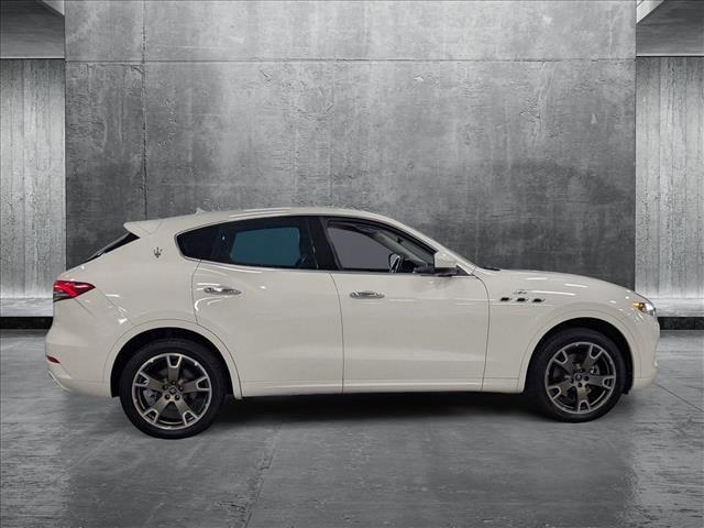 Photo of 2022 Bianco Maserati Levante