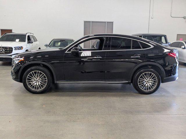 Photo of 2024 Black Mercedes-Benz GLC 300