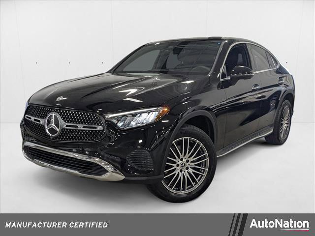 Photo of 2024 Black Mercedes-Benz GLC 300