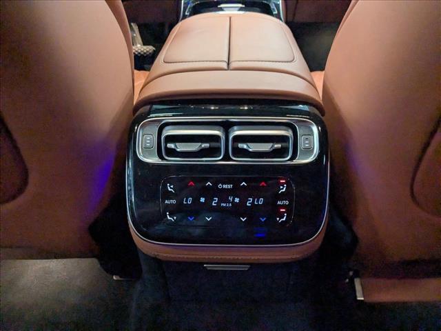 Photo of 2022 Obsidian Black Mercedes-Benz S-Class