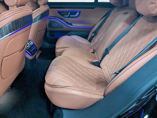 Photo of 2022 Obsidian Black Mercedes-Benz S-Class