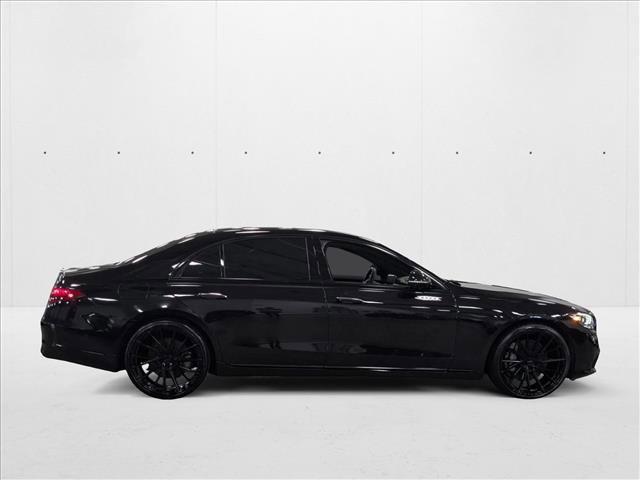 Photo of 2022 Obsidian Black Mercedes-Benz S-Class
