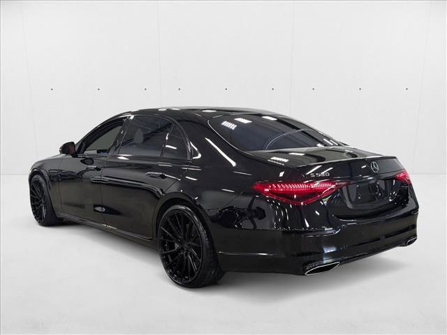 Photo of 2022 Obsidian Black Mercedes-Benz S-Class