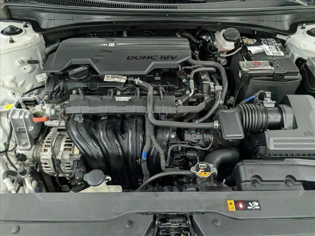 Photo of 2021 Quartz White Hyundai ELANTRA
