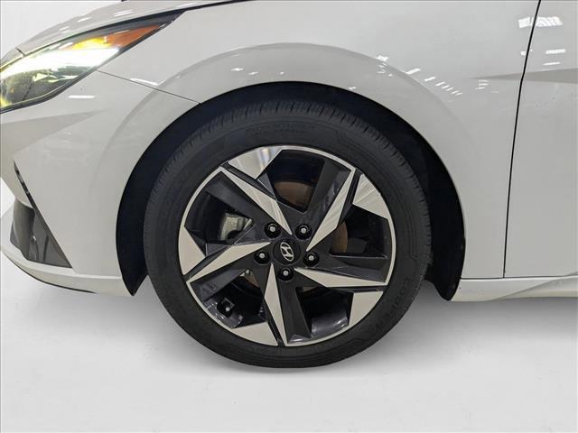 Photo of 2021 Quartz White Hyundai ELANTRA