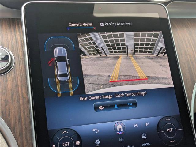 Photo of 2025 Polar White Mercedes-Benz C-Class