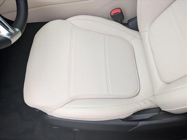 Photo of 2025 Polar White Mercedes-Benz C-Class