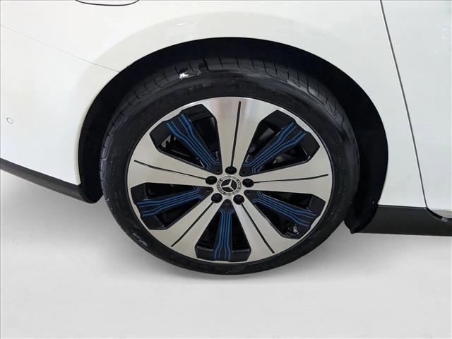 Photo of 2023 Polar White Mercedes-Benz EQS 450