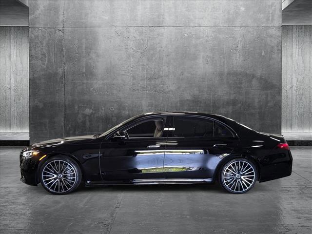Photo of 2023 Black Mercedes-Benz S-Class