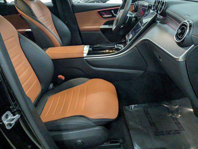 Photo of 2024 Black Mercedes-Benz GLC 300