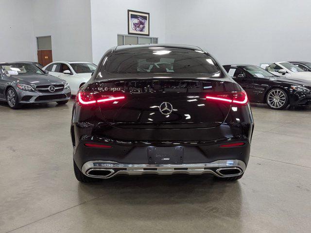 Photo of 2024 Black Mercedes-Benz GLC 300