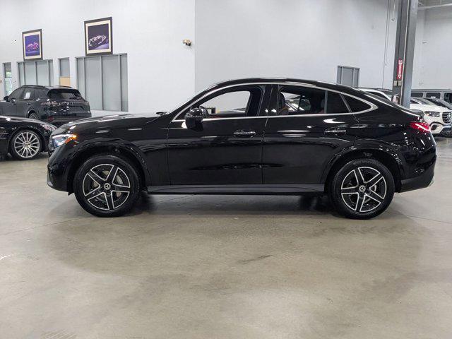 Photo of 2024 Black Mercedes-Benz GLC 300