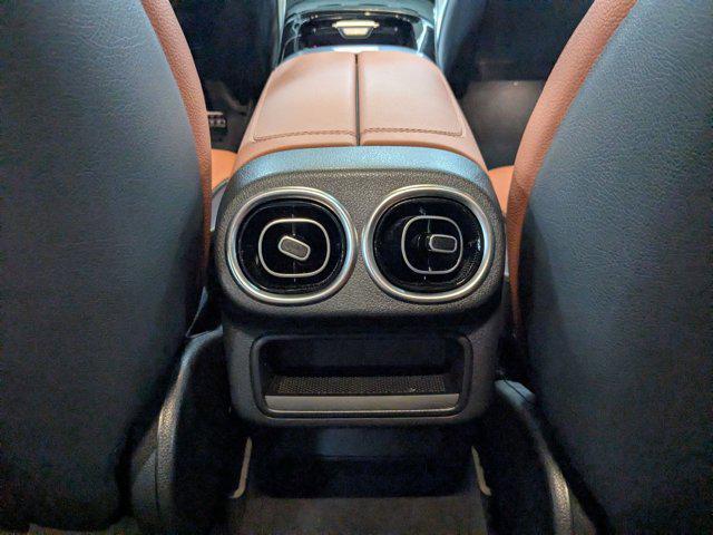 Photo of 2024 Black Mercedes-Benz GLC 300