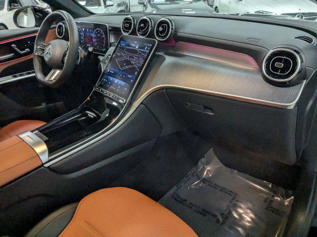 Photo of 2024 Black Mercedes-Benz GLC 300