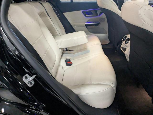 Photo of 2024 Black Mercedes-Benz GLC 300