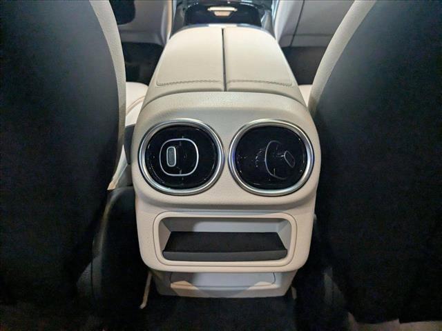 Photo of 2024 Black Mercedes-Benz GLC 300