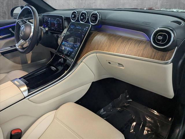 Photo of 2024 Black Mercedes-Benz GLC 300