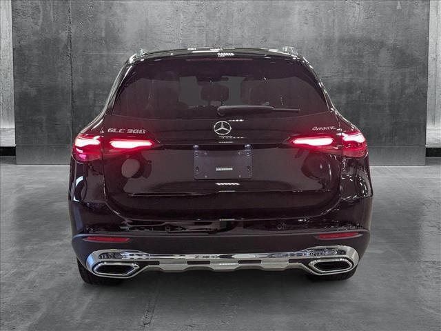 Photo of 2024 Black Mercedes-Benz GLC 300