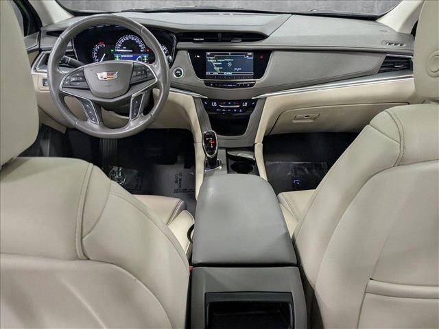 Photo of 2019 Harbor Blue Metallic Cadillac XT5