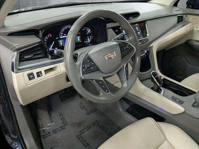 Photo of 2019 Harbor Blue Metallic Cadillac XT5