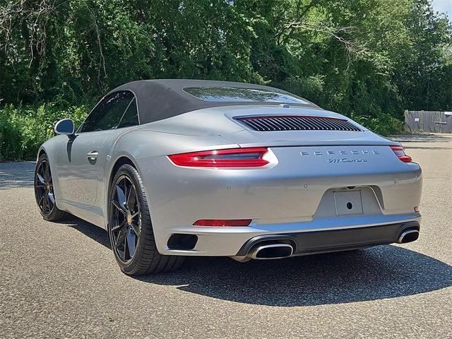 Photo of 2018 GT Silver Metallic Porsche 911
