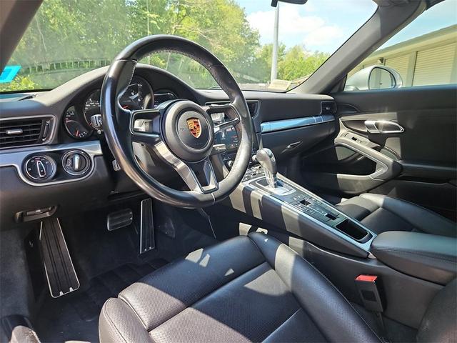 Photo of 2018 GT Silver Metallic Porsche 911