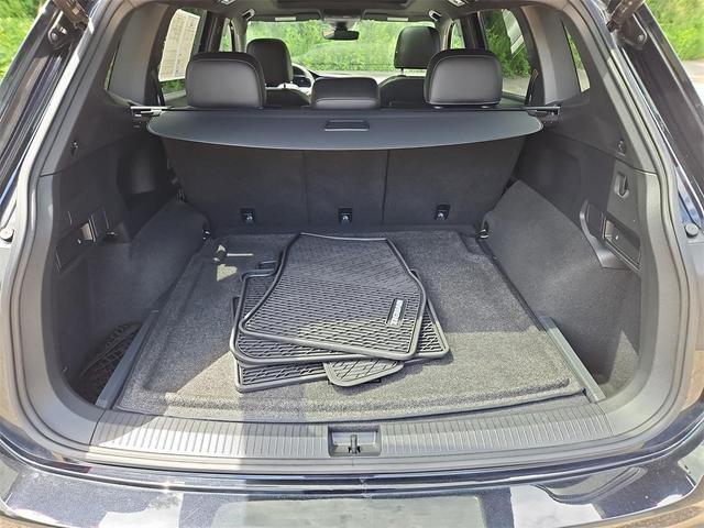Photo of 2022 Deep Black Pearl Effect Volkswagen Tiguan