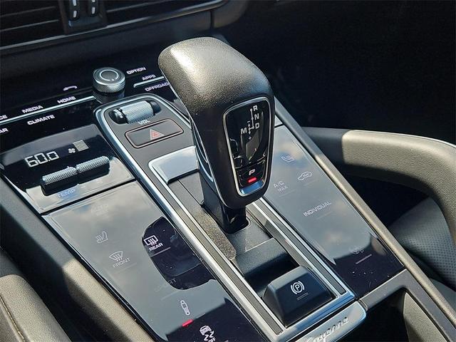 Photo of 2022 Black Porsche Cayenne