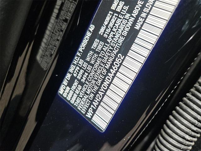 Photo of 2022 Black Porsche Cayenne