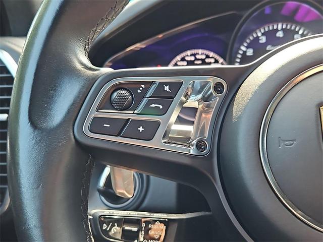 Photo of 2022 Black Porsche Cayenne