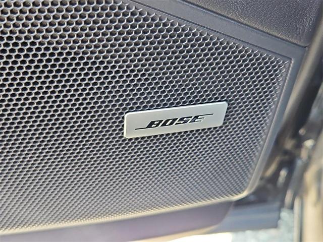 Photo of 2022 Black Porsche Cayenne