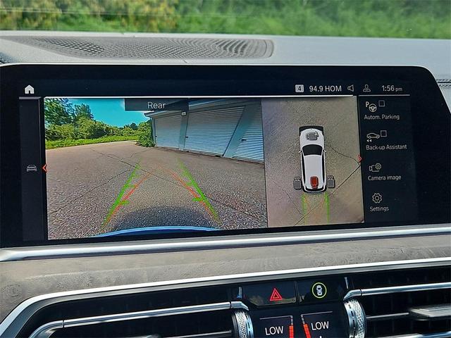 Photo of 2022 Mineral White Metallic BMW X5