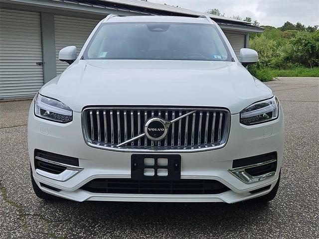 Photo of 2023 Crystal White Metallic Volvo XC90 Recharge Plug-In Hybrid