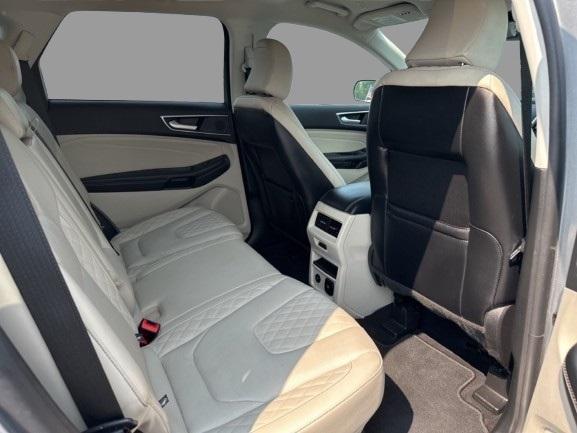 Photo of 2024 Iconic Silver Metallic Ford Edge