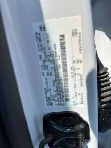 Photo of 2017 Oxford White Ford F-150