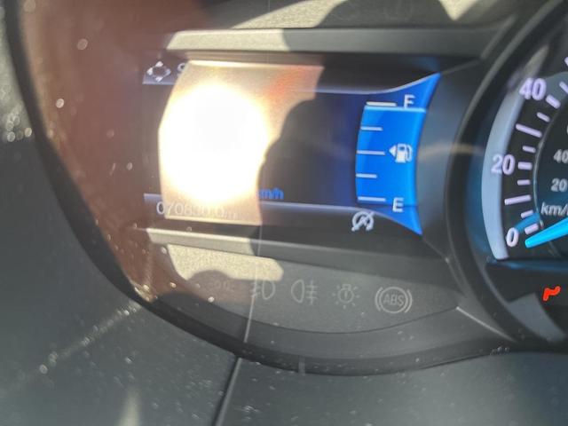 Photo of 2020 Star White Ford Edge