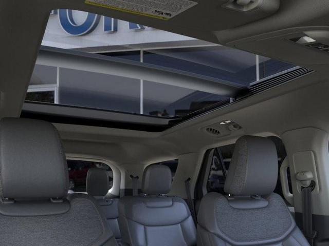 Photo of 2025 Vapor Blue Metallic Ford Explorer
