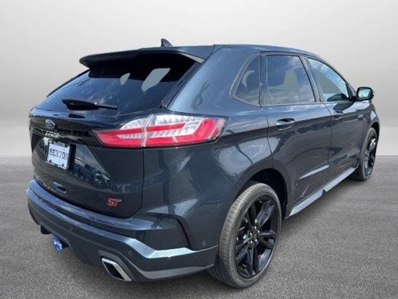 Photo of 2022 Stone Blue Metallic Ford Edge