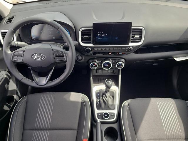 Photo of 2025 Lunar White w/Black Roof Hyundai VENUE