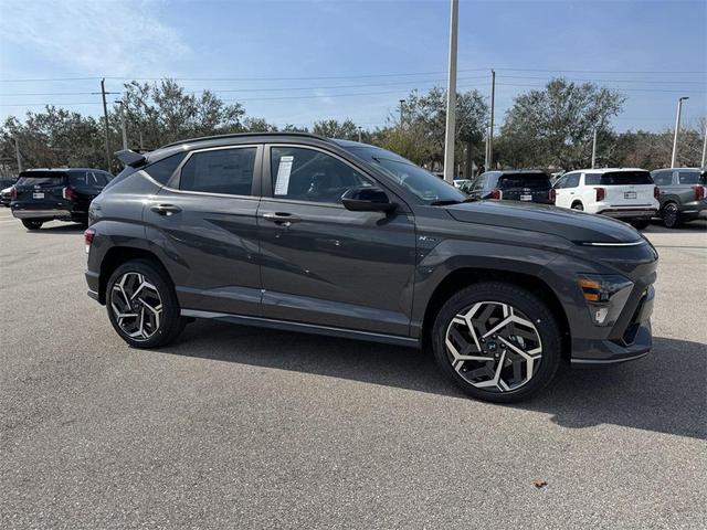 Photo of 2025 Ecotronic Gray Pearl Hyundai KONA