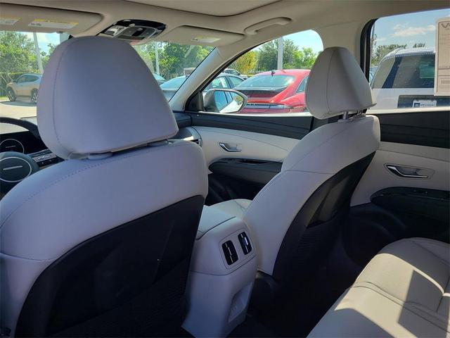 Photo of 2025 Creamy White Pearl Hyundai TUCSON Hybrid