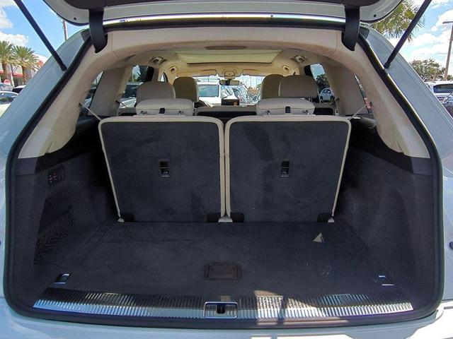 Photo of 2018 Glacier White Audi Q7