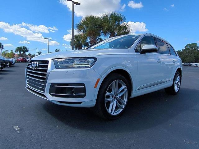 Photo of 2018 Glacier White Audi Q7