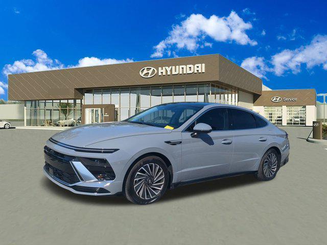 2024 Hyundai Sonata Hybrid