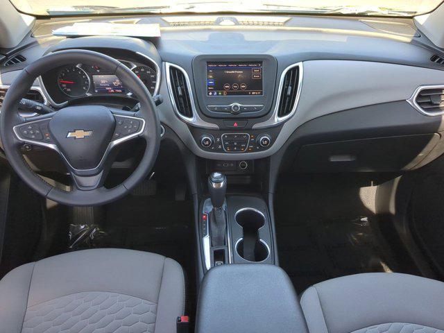 Photo of 2020 Pacific Blue Metallic Chevrolet Equinox