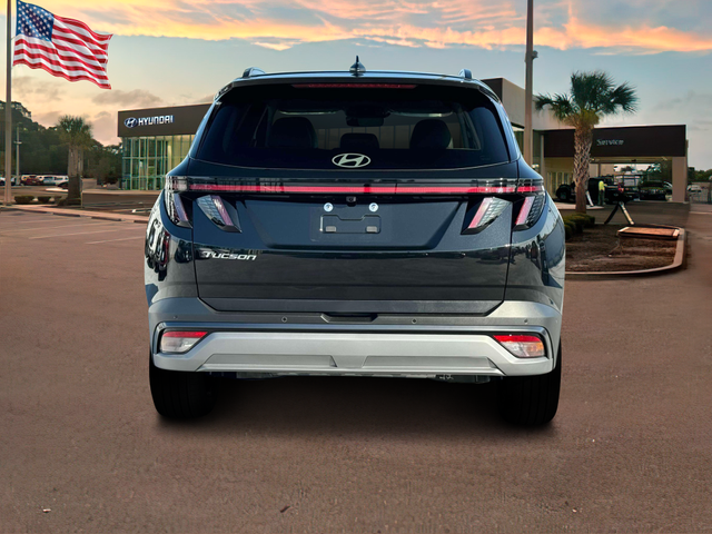 Photo of 2025 Phantom Black Hyundai TUCSON